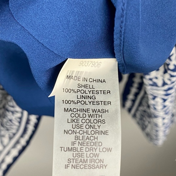 Two By Vince Camuto size XL Blue White Floral Paisley Asymmetrical V-neck Dress - Picture 6 of 7